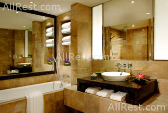 Royal Orchid Sheraton Hotel 12